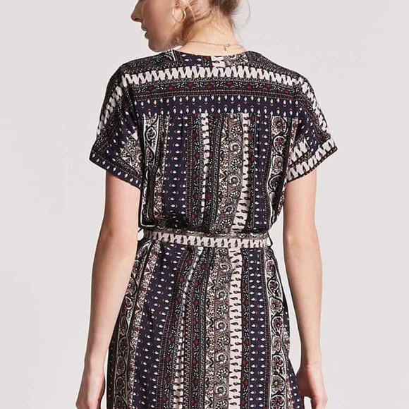 Belted Ornate Print Shift Dress NWT - Picture 3 of 3